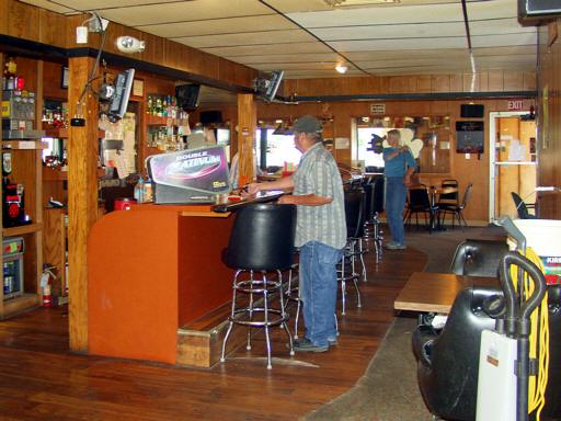 Boot_Bar_fM